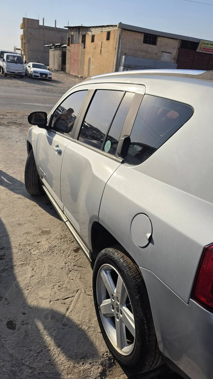 بسم الله ما شاء الله 
متوفر الان لدى شركة الجيسي 

#jeep #جيب_شيروكي

مديل ٢٠١٢
مازوت 
عداد ٢٠٠الف 

دير الزور حي الطحطوح شارع القسم الشرقي جانب كازيا الصفا 
للتواصل والاستفسار 
+9630934231048 ماهر الجيسي


**إذا كنت صاحب هذا الإعلان وتريد حذفه لأي سبب، رجاءا أرسل رسالة إلى الدعم الفني**