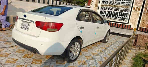 كيا سيراتو 2011 وارد خليجي فول مواصفات عده البصمه السياره بيه صبغ  غير مكفوله ابيع صبغ عام عام مكفوله من الكلبه ولحادث فقط بابين اليمنه  مضروبات او عندي فيديو لسياره موضح السياره شرط التحويل  مكينه كير حداديه كله بشرط السعر70هاتف***********
