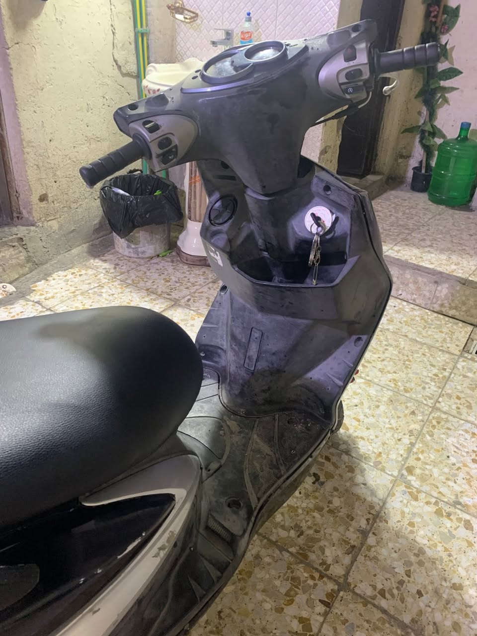 سلام عليكم شباب دراجه سكنس فحل كابريتر دراجه شلعه معدل فول حيل نضيفه كلا شغال عله اخر حبايه  ما بييه نقص بس ادامه كلجات كهربائيات كلا شغاله نكره. بي وقت سلف هندر سعر 430 الف بلاش خل يصعد لفقير يابه مكاني بغداد مدينه اصدر رقمي ***********
