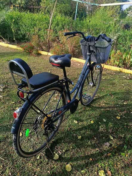 بايسكل بالة حجم 27 نظيف جدا بسعر 165 مكان الدراجة كركوك الاتصال على رقم الهاتف
*********** كركوك
