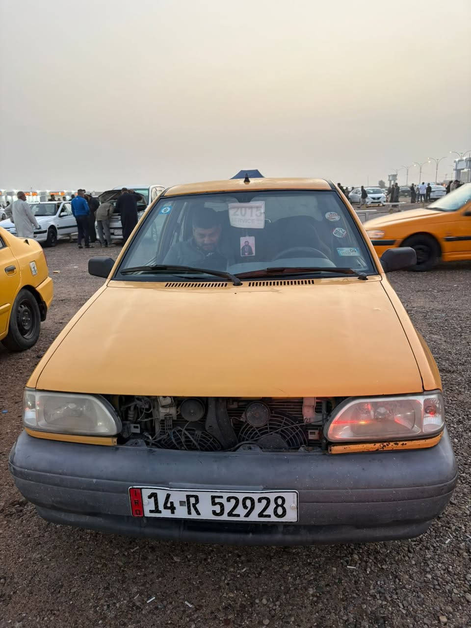 السلام عليكم اخون سايبه مديل 15 سياره جاهزه مكينه كير حداده تبريد تتفه كهربات سياره حلوه مال بيت. حته تمشي ما اشتغل بيه بسمي. مصفره رقم دولي سياره جديده وجاهزه البصره الزبير شراي يتصل *********** سعر 35
