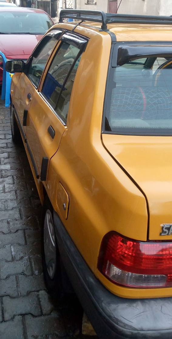 السلام عليكم 
سايبه موديل 2016
مصبوغه حزام للجماليه وبيها طخه باللغد صفحه السايق ومصلحه سيارة جاهزه كبل للشارع تدفئه وتبريد شغال بأسمي مصفره هيئه وغرامات
رقم دولي 
العنوان بغداد 
***********
السعر 38وبيها مجال
