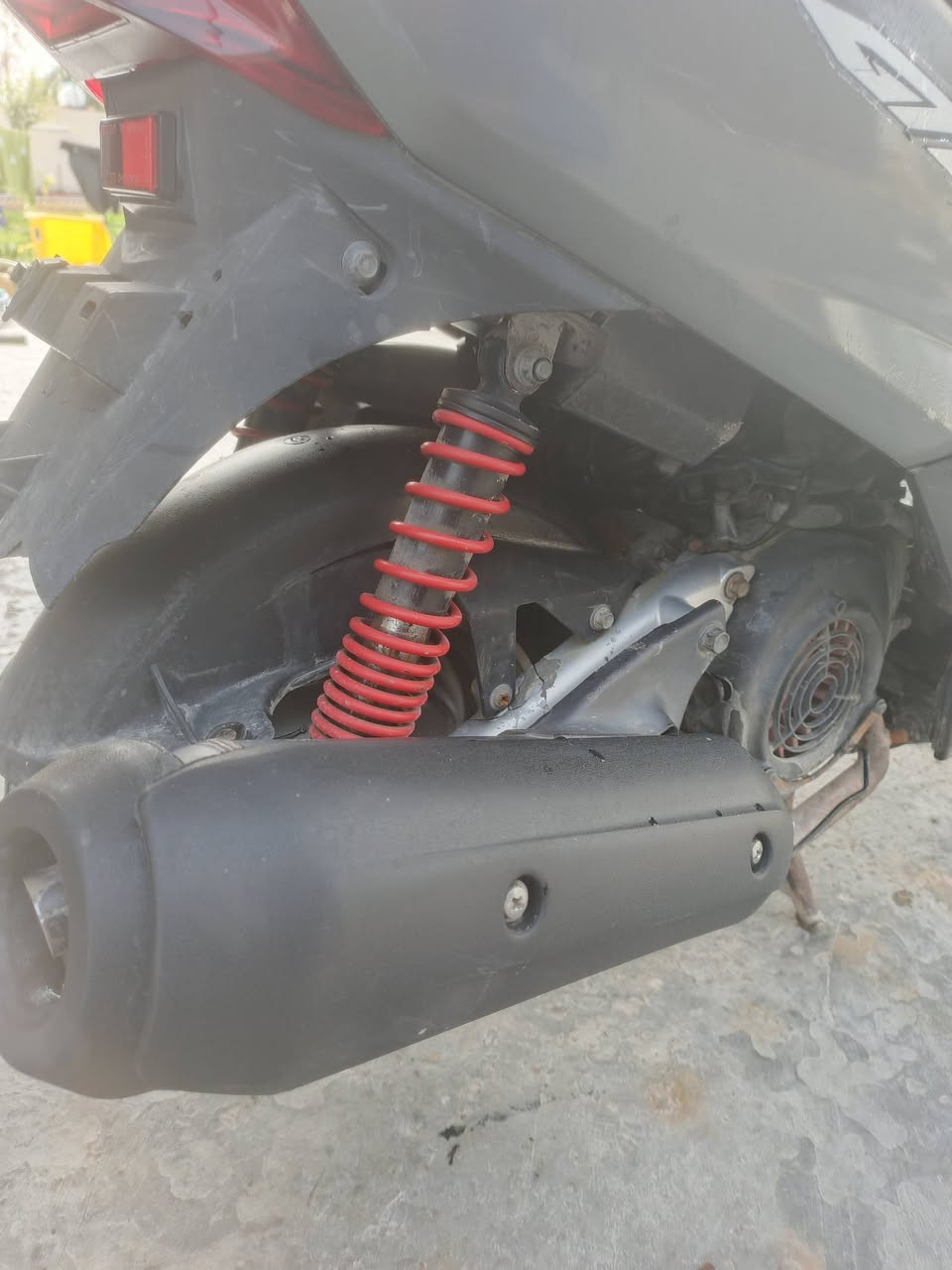 السلام عليكم
ثعلب للبيع بلاديه كفاله
دراجه سلف هندر بكل وقت
كهربايات شغاله
لايت عالي ناصي اشاير دبل اشاره شغال
كفرات ختم واحد
عنوان بغداد الشعله
السعر 450 
رقمي ***********
