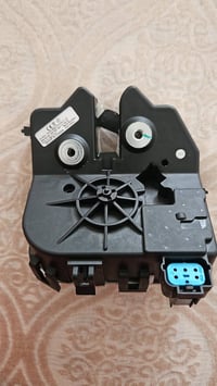 قفل صندوق • فورد فوكس • قطع غيار