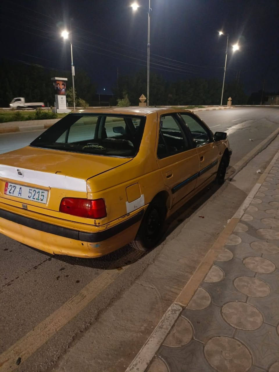 بيجو بارص موديل 2012سنويه 2030 رقم نكليزي سياره خير من الله كير ومكينه بيه جاملغ مبدل مال سايق سعر  32وبيه مجال للشراي ***********
