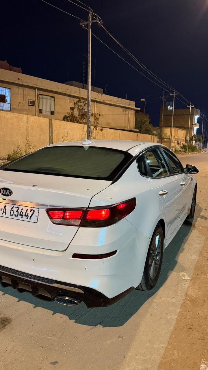 اوبتيما 2019امريكي 
ضربتها مرفقه بل صور 
محرك gdi 
فئه fe
معروفها مواصفاتها رقمها انبار حره تحويل ثاني يوم 
مكلف بل نشر صاحبها هاذا الرقم 
***********
