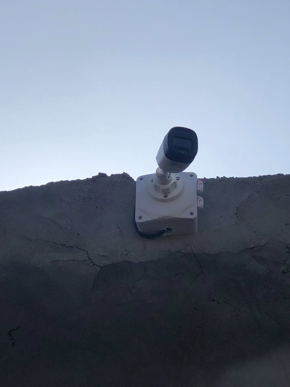 جانب من اعمالنا في الرفاعي قرية الكصيبة
***********
فني مختص في جميع انواع الكاميرات تنصيب وصيانة جميع اعطال الكاميرات المراقبة الانالوك والـ ip
حافظ على املاكك  مع امان متطور ✅
ذي قار _الناصرية _قضاء الرفاعي 
العمل في جميع انحاء ذي قار

 #دهوا #نضام #امان #دهوا #
