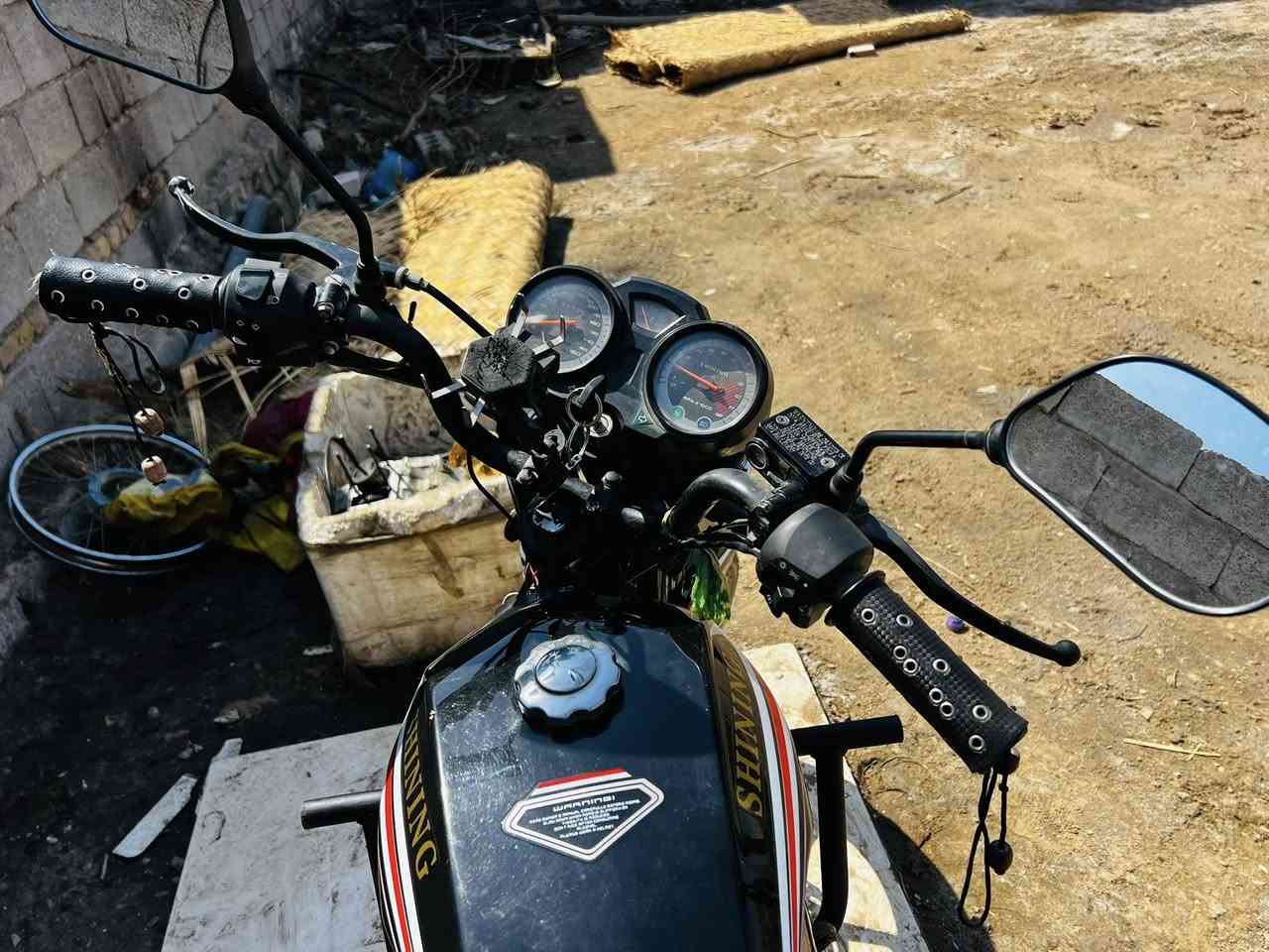 السلام عليكم من رخصت مدير الكروب المحترم  شاينك مديل 2023كفاله عامه رقم وسنويه السنويه عندي اللوحات طالعه بس ما مستلمهن كهربئيات كلها شغاله نكره سلف بس العيب بل كشن عايفها بل بيت والجهال مخربته خوان مكاني كربلاء فريحه بين الجامعه والبانزين خانه والسعر 1600وبيها مجال حك الجيه الشراي يتصل وتساب وفيس موجود ***********
