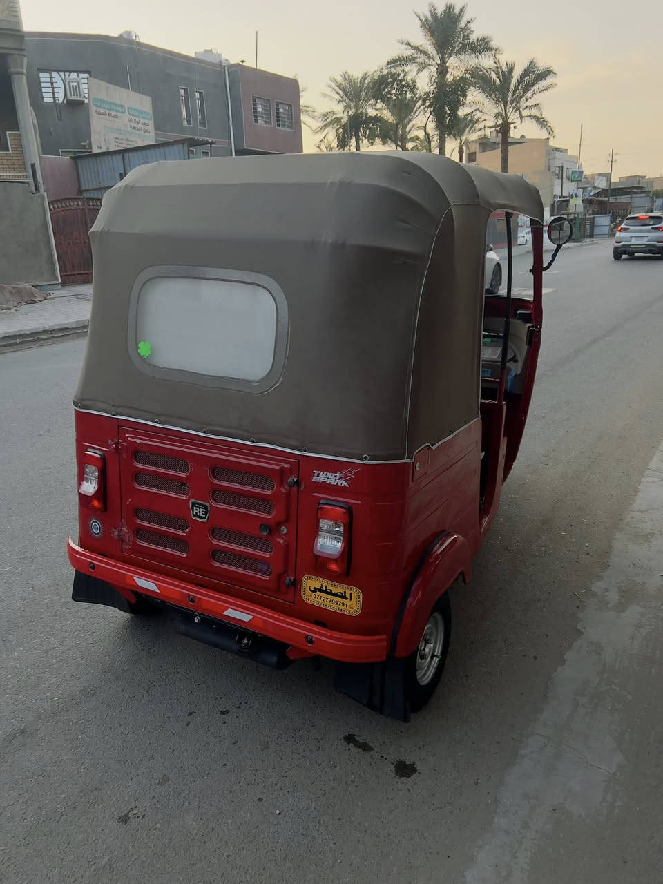 تكتك للبيع ١٨ كفاله بس دوس معمره رقم وسنويه إنكليزي هزه جديده بيه تكتك ربع مذب عليه كبل للشارع ***********
