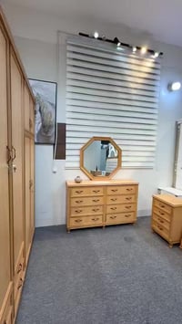 خشب سنديان • ارتفاع ٢٥٠ • عرض ٣.٢٠