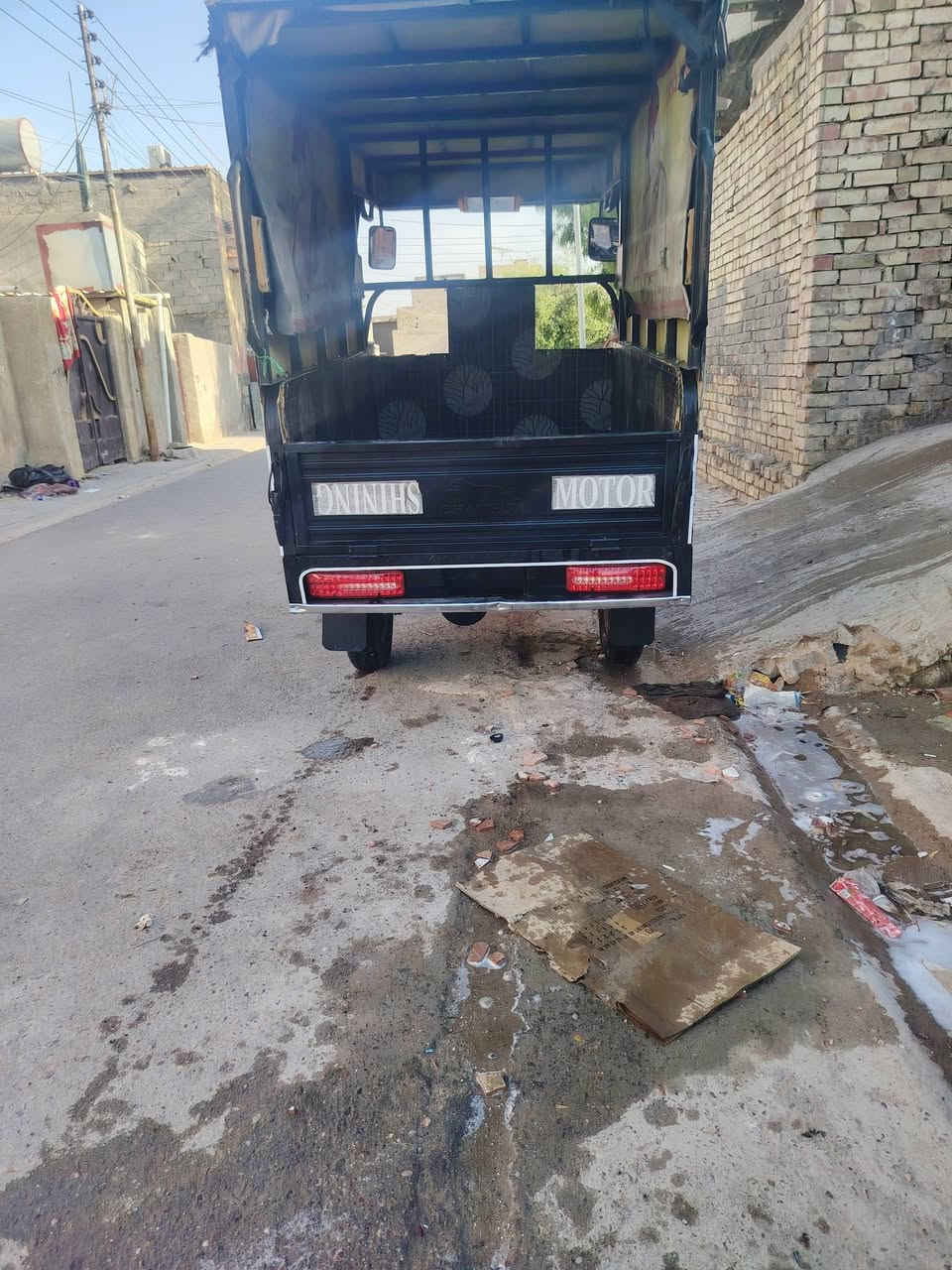 السلام عليكم ستوته للبيع موديل 22اوراق أصولي شغاله سلف هندر كهربائيات شغاله مكفوله كفاله عامه المكان بغداد المعامل العماري للتواصل ***********
