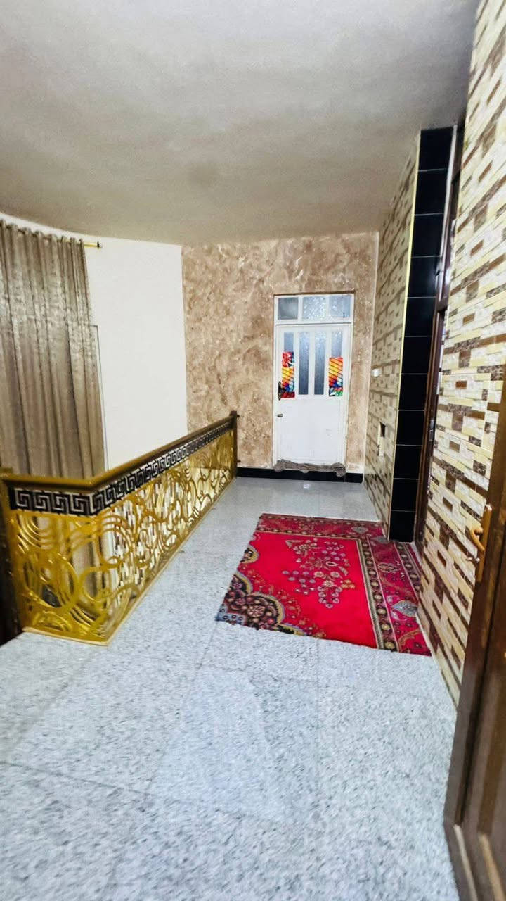🏠 بيت طابقين للبيع في الرمادي
📍 الموقع: شارع 40 – خلف ماركت القيصر
2023 بناء طابوك
🛣 شارع الدار: 8 متر (تبليط)
📏 يبعد عن شارع 40: حوالي 150 متر
📄 الطابو: زراعي سند 25
🔁 تحويل مباشر باسم المشتري
🏘 المنطقة: سكنية متكاملة
⚡💧 جميع الخدمات متوفرة
🔹 مواصفات البيت:
طابقين
مساحه 310متر 
5 غرف نوم
صالة
استقبال
مطبخ
كراج سيارة
مجمع صحيات عدد (2)
صحيات خارجية
مناور عدد (2)
الاتصال ‏‪***********‬‏

عنوان المكتب الرمادي خلف العاب السندباد 

🤝 قابل للتفاوض
