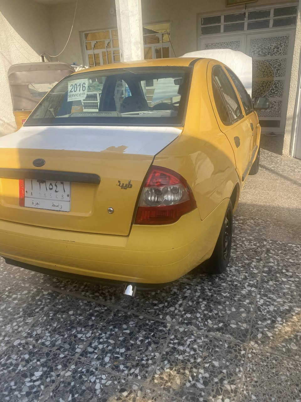 السلام عليكم سيارة طيبة موديل 16 نضيفة بيهة بس شخط بل باب الي ورة الصدر رقمهة واسط راعيهة يريد تحويل مكاني بغداد الشعب ***********سعر ٤٠وبيه مجال
