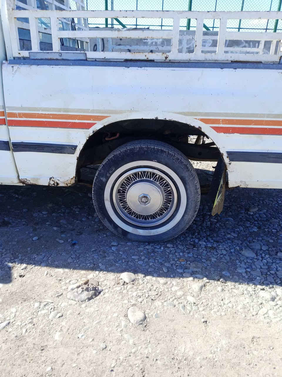 سلاموعلیکوم برایان ئەم سیەرایە بو فەروشتنا رەقەم کرکوکە بەس باعولوجی دەی فەروشم پێنج گیرا گیرومەکینا هەموی بەشەرت ماگنێتە هەر زور مازموتا مالی فاقیرا ئاواش رەقەم موبایل *********** تەبریدو شەتی هەموی ئیش دەکەت سعریشی 24$ماعەمەلا
