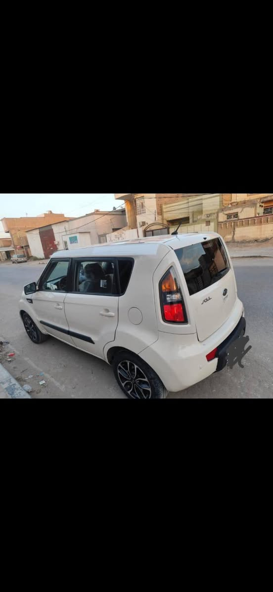 كيه صول للبيع ادوات ادوات بيها ارقام اربيل وسنويه طبق الأصل  سيارة جاهزة ٪100  نضافه فول محرك وكير بلكارتون
 تبريد + تدفئه بلكشنات بصمه تشغيل + بصمه ابواب تحكم ستيرن كامل كلشي جديد وضع الشركه العنوان النجف  ***********  السعر 49
