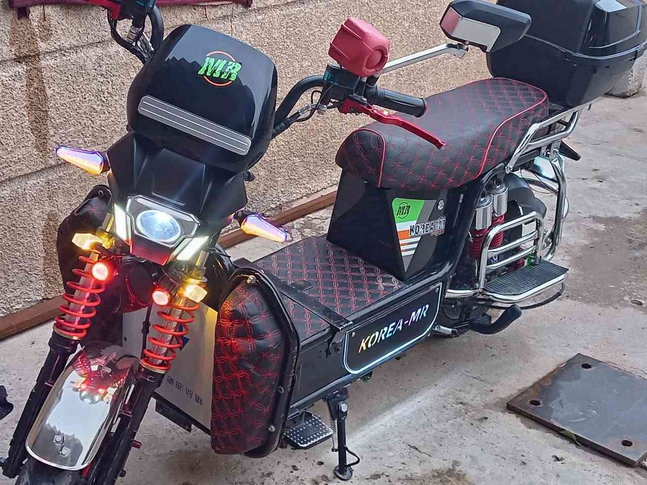 داراجةًشحن للبيع قبل شهرين احذتها بطاريات يقرن ١١ نضافة ١٠٠. السعر ٧٥٠ بيها مجال للاتصال +
***********
