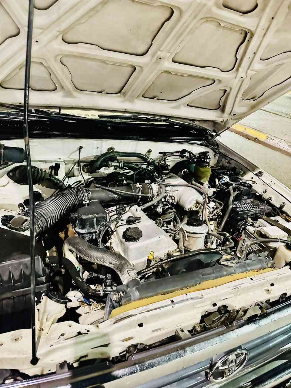 1999موديل تبريد تتفيه محرك كير شرط***********
