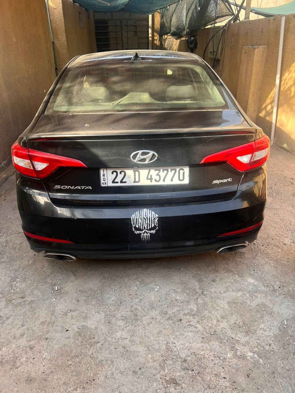 سوناتا سبورت 2015
رقم سليمانيه التحويل ثاني يوم 
محرك ٢٤٠٠ 
بصمه 
نقط عمياء
كشنات كهرباء + تدفئه 
صندوك ذكي
حادث جاملغ عكس السايق وشبر من البنيد 
المكان بغداد 
***********
