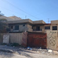 دار تفليش للبيع زيونة محلة 712 المساحة 600م واجهة 20م نزال 30 متر للبي...