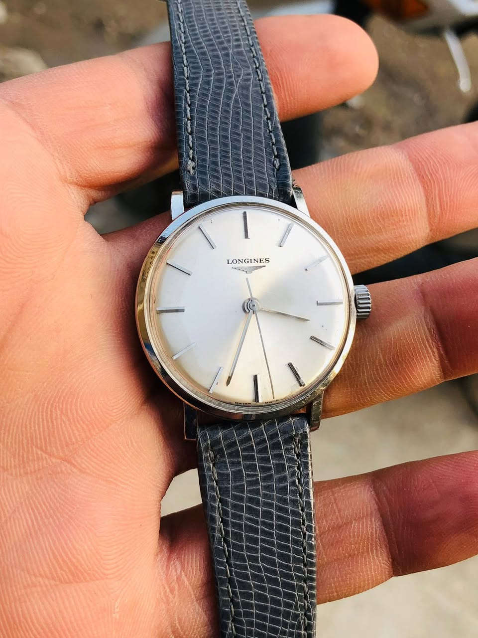 السلام عليكم
لونجين نصب تكويك اورجنال 

القطر 34 نظيفه فقط السير مستبدل 

السعر 225 دولار 

يوجد توصيل


**إذا كنت صاحب هذا الإعلان وتريد حذفه لأي سبب، رجاءا أرسل رسالة إلى الدعم الفني**