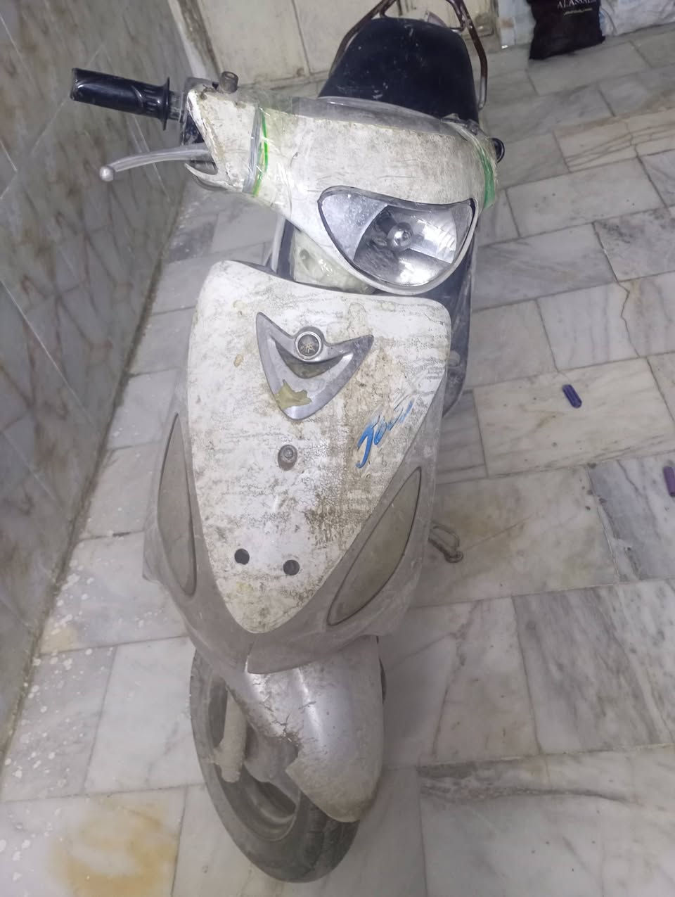 ماكس منغولي متروكة للبيع سعر 200 قفل
***********

(دراجة شغالة مابيها اي عطل)
