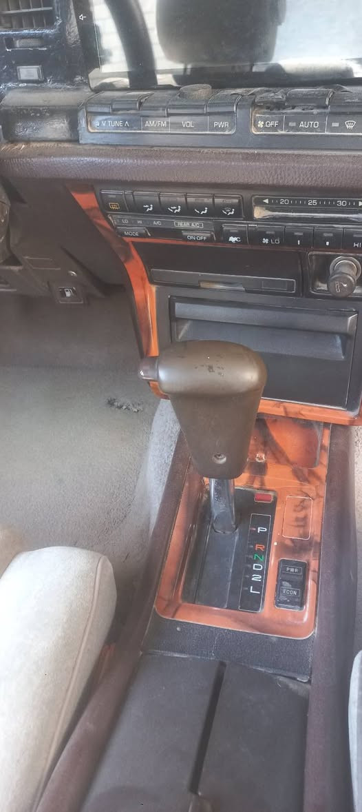 هارتوب٩٢محورمكينه ٢٥٠٠مابيها خياس كهربائيات شغاله مابيها اي نقص السياره بلحقيقه احلئ من صور رقم صلاح الدين بسمي مكاني فلوجه لتواصل ***********بي واتس
