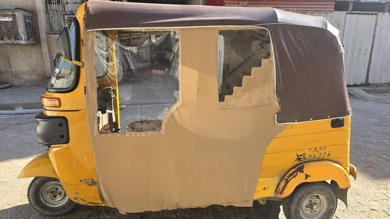 سلام عليكم
تكتك للبيع موديل 2019 شهر 11
بيها صفاح مالتها معرمه مكينه مالتها 
نظيفه ما مفتوحه مامرقمه واصله معالمه مالتها لهزه
السعر 4ونص و بيها مجال 
العنوان : بغداد الشعله الأولى يم جسر السريع 
***********
