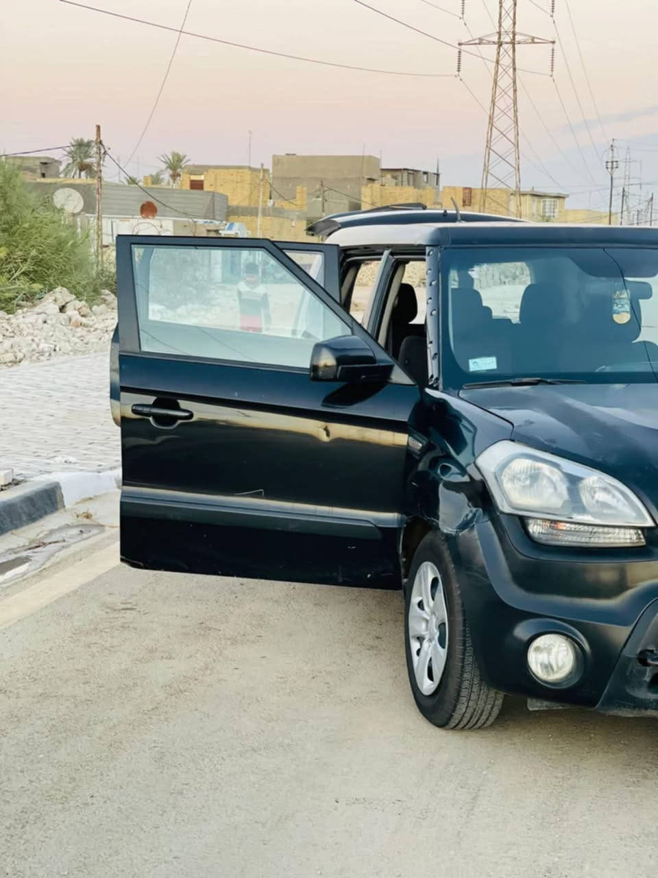 السلام عليكم
سياره صول موديل 2012 
مكينه GDI
لون اسود 
استعمال نسائي
كير مكينه تبريد شاصي مكفولات 
تخم تاير جديد 
تبريد شغال 
للمعلومات او ستفسار شراي 
*********** واتساب
السعر 90 وبيها مجال
