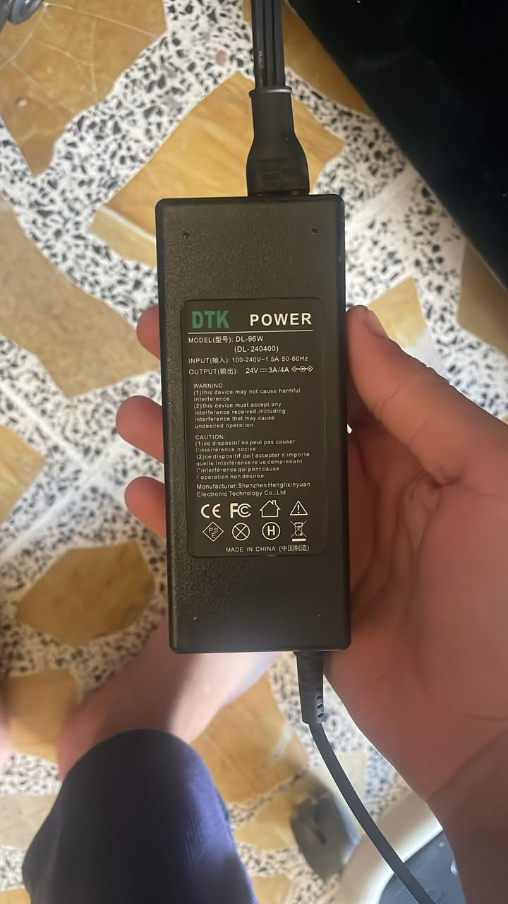 السلام عليكم 
جوستك ب35
محوله الوحده عله 10
بطاريات جوستك نقص واير الوحده علا 10
السماعه علا 20 
الكيبورد علا 15
 الماوس علا 15
الاستيرن علا 10
اذا شلع السعر يصير ارخص 
تواصل خاص 
واتساب:***********
