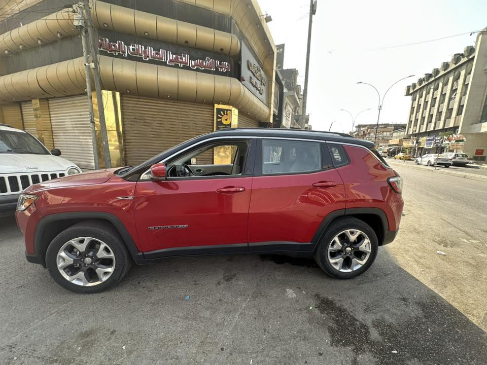 السلام عليكم
جيب كومباس ٢٠١٨ فول مواصفات لمتدد
مكينه ٢٤٠٠ كير ٦ نمر تو ويل
حادثه جاملغ صفحة السايق 
وبيه سونار 
وهنا بالعراق جاملغ عكس السايق بيه ضربه خفيفه ونصبغ
مواصفات 
جنطه كهرباء
هيتر كشن سايق وكشن الصدر ستيرن هيتر
كشن السايق كهرباء
بصمه تشغيل بصمه بيبان تشغيل عن بعد
سايد بريك بصمه
تبريد قطعتين
مثبت سرعه 
رادار خلفي رادارات جوانب
السعر ١٢٥$ 
الاتصال ***********
مكان السياره بغداد الاعظميه
