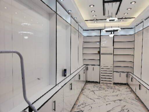 معلم ديكورات محلات-شغل نظيف📍بغداد وكل محافظات 📞للاستفسار (***********)
