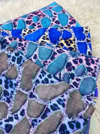 يا الله حبايب الي ممجرب اقمشتنا خلي يسال الي مجربه وربي جنن كشمير ايطا...