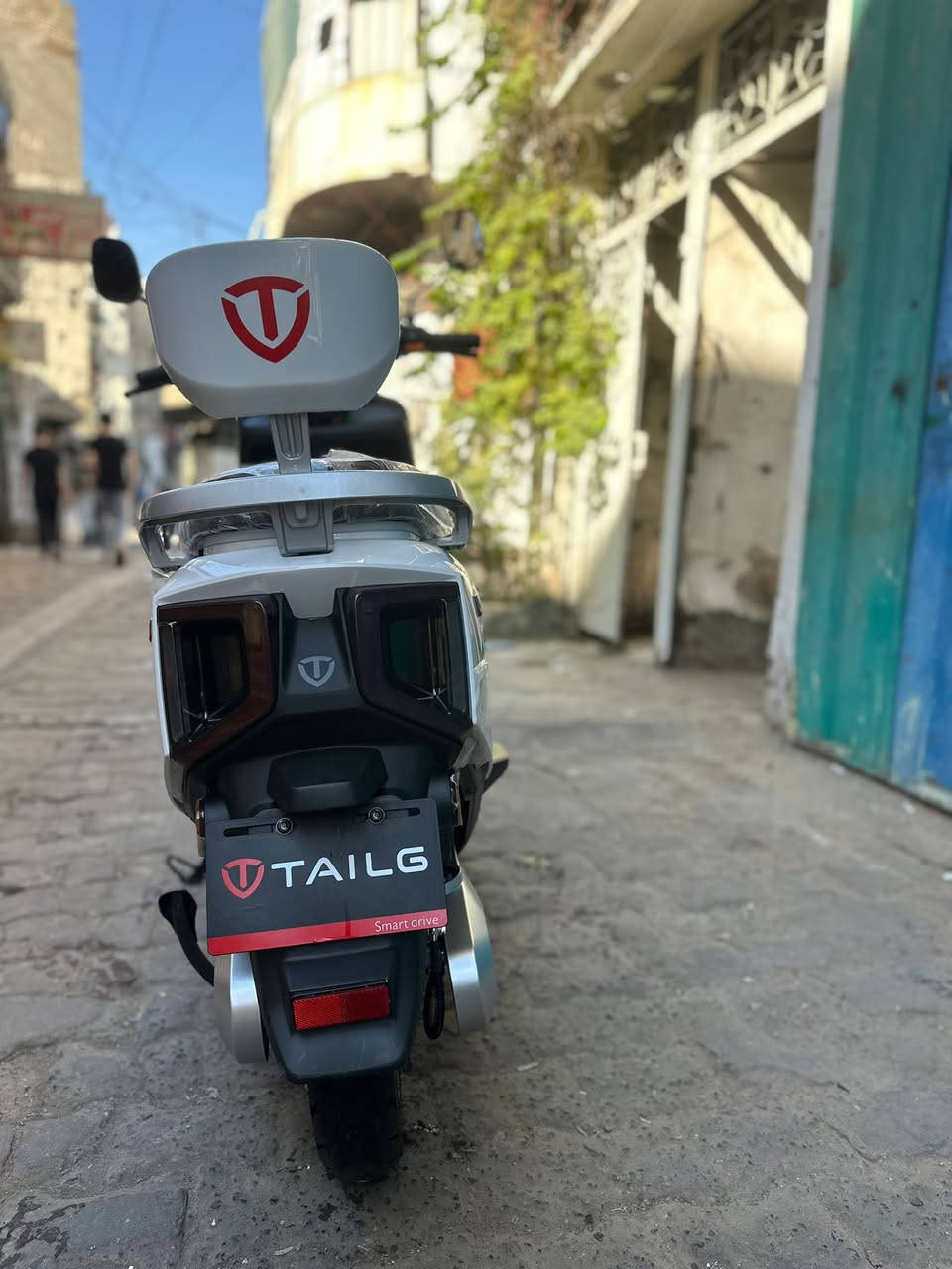 السلام عليكم 
دراجه شحن للبيع جديدة شرط بدون شخط
6 بطاريات 23 انبير
ابريك دسك امامي خلفي + نظام اي بي اس 
بصمه وتشغيل عن بعد 
نضام حماية سرقه 
سرعه 3 وضعيات 
سرعه 60 كم
السعر 950 الف 
ملاحظة… خاص غير متواجد 
👇
للتواصل مع رقم *********** واتساب
