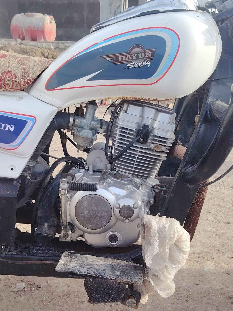 ستوتة للبيع موديل 2011 رقم ذي قار غير منتهي  سنوية جديده كير جديد محرك جديد اكسن جديد للاستفسار الاتصال على ***********
