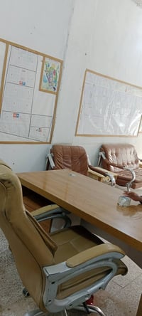 مكتب كامل • قرب شارع بيتي • قرب مجمع الحياة