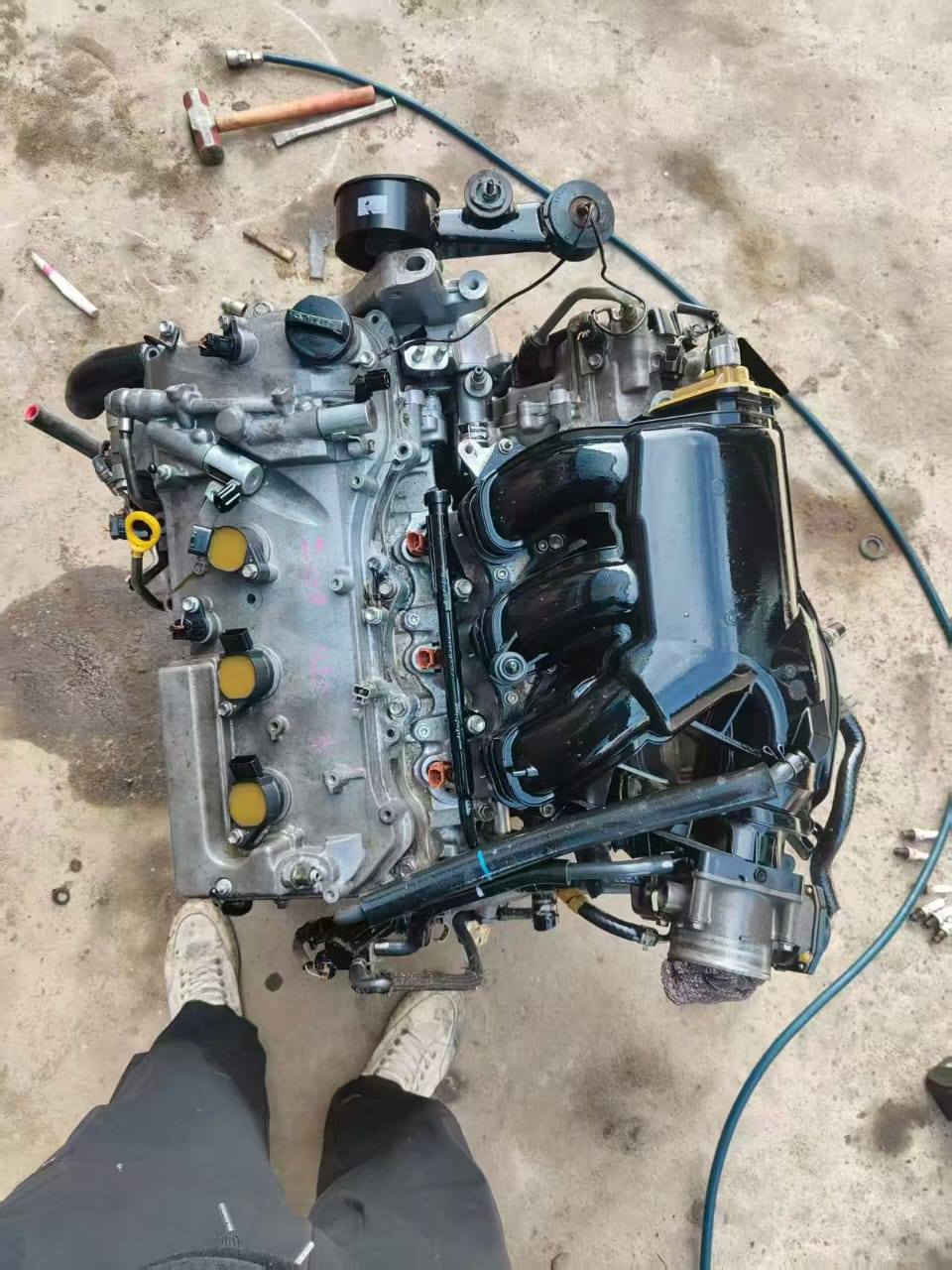 السلام عليكم يتوفر لدينا اغلب محركات السيارات الصيني ياباني 
نيسان  كامري تويواتا جني صيني جمره كوستر كامري فوتون كورله نيسان بيكم بغداد كسره وعطش 
***********
***********
***********
