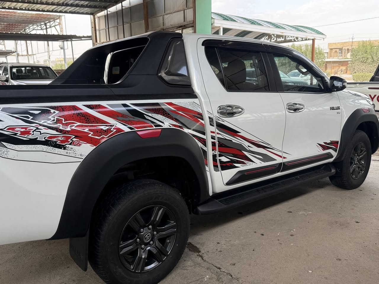 السلام عليكم 
تويوتا هايلوكس 6 سلندر موديل 2025
مواصفات السياره ساز 
ماشية 25 الف حقيقي 
مكفولة كفالة عامة شرط السونار والفحص 
رقم اربيل تحويل او وكاله 
السعر 42700$ وبيها مجال 
العنوان بابل / جبلة 
***********
