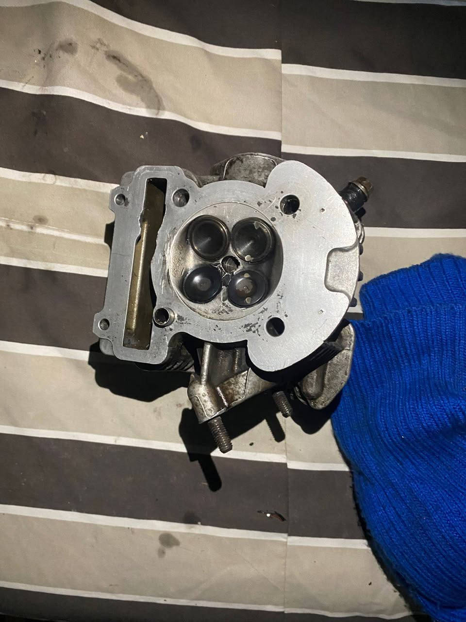 سلام عليكم كور رياضي تتمارك ولفات كبار 58-66 كامل عل شغل هوه وقباقه كور تتمارك  سعره 125
فشكه سكنس محفوره 63 وروله رياضي ذراع طويل عل شغل مكفول من بكن وتطواله تفصال سعره 100 كامله حته اكسل ويها 
مكاني بغداد غزاليه 
***********
