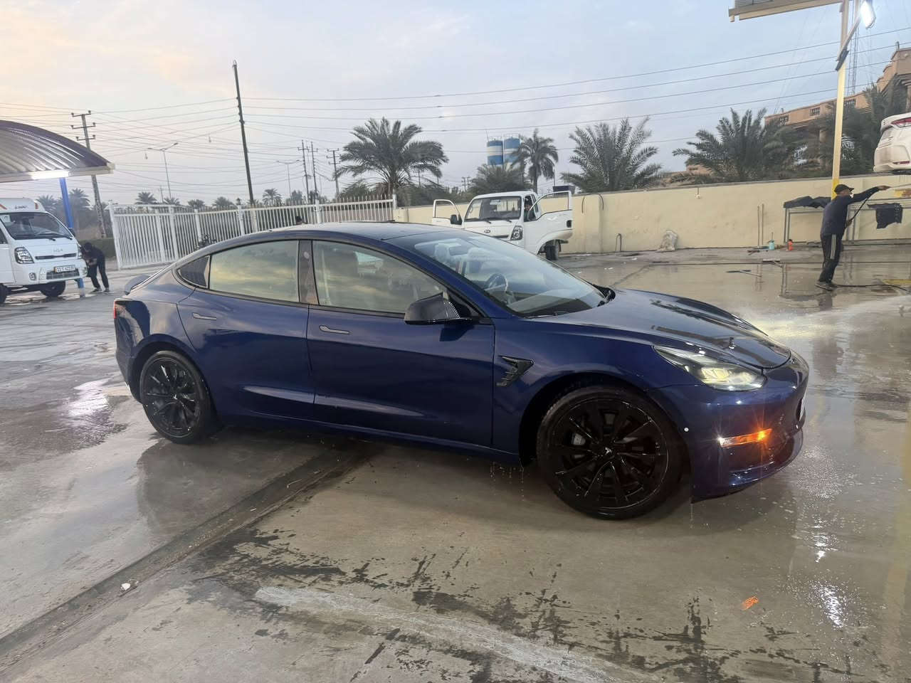 للبيع او مراوس بسفك السعر 145 هذا حادثهه أربع قطع صبغ الجاملغين والباب عكس السايق سياره جاهزه الاستفسار *********** بغداد المدائن
