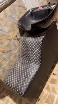 أغراض صالون للبيع. بسعر مناسب  للاستفسار التواصل على رقم واتساب. فقط  ...