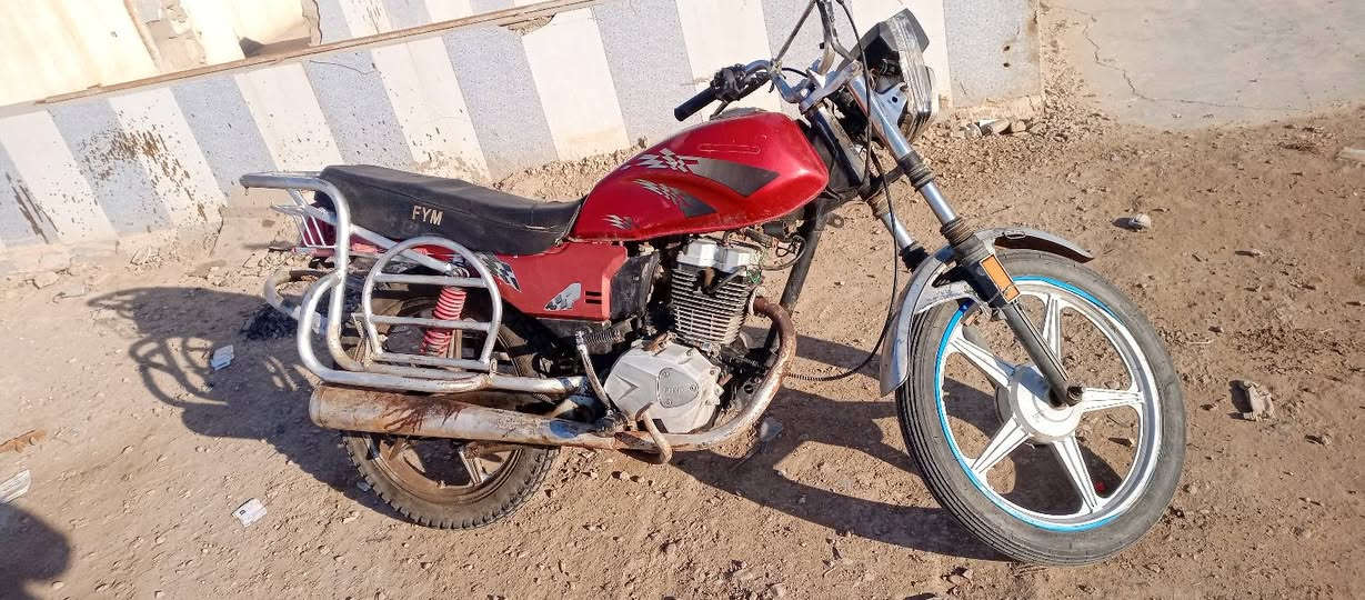 سلام عليكم دراجه فيوم للبيع ب٢٢٥ وبيهه مجال مكان صويره
***********
