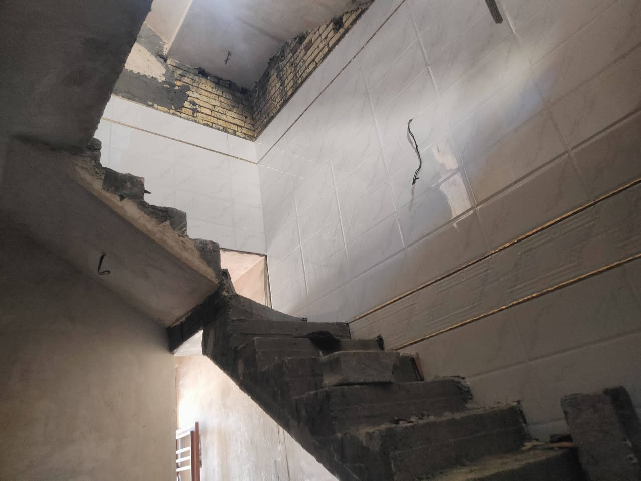 السلام عليكم شغل دارجه اوله مرمر سراميك.بورسلين.كرانتيت. ارضيات.بايات***********
