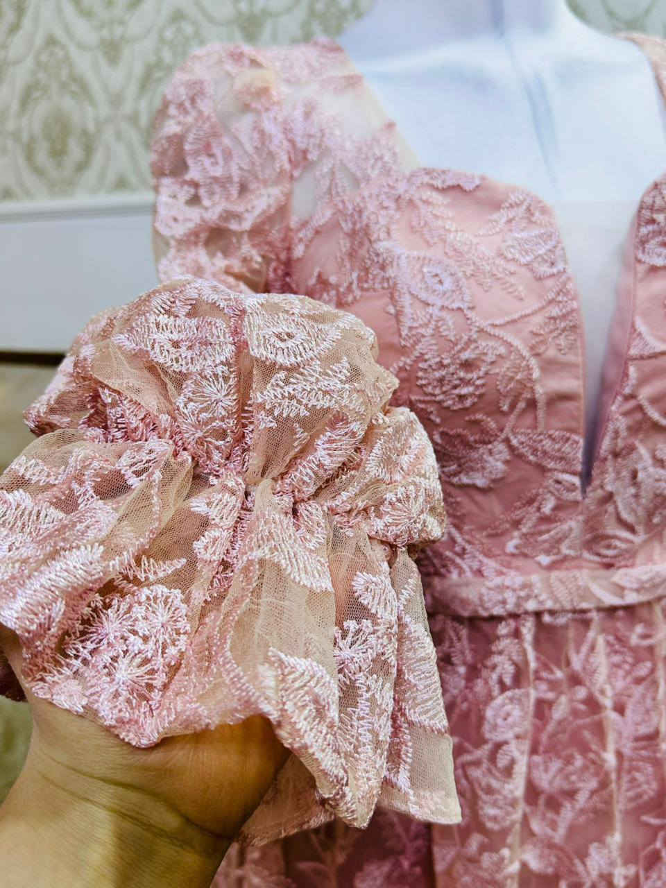 فستان شي ان جديد غير مستخدم قياس لارج يجننن وكولش فخم سعره ٢٠ الف الي تحب تحجز تتواصل على الخاص يتوفر توصيل لجميع المحافظات


**إذا كنت صاحب هذا الإعلان وتريد حذفه لأي سبب، رجاءا أرسل رسالة إلى الدعم الفني**