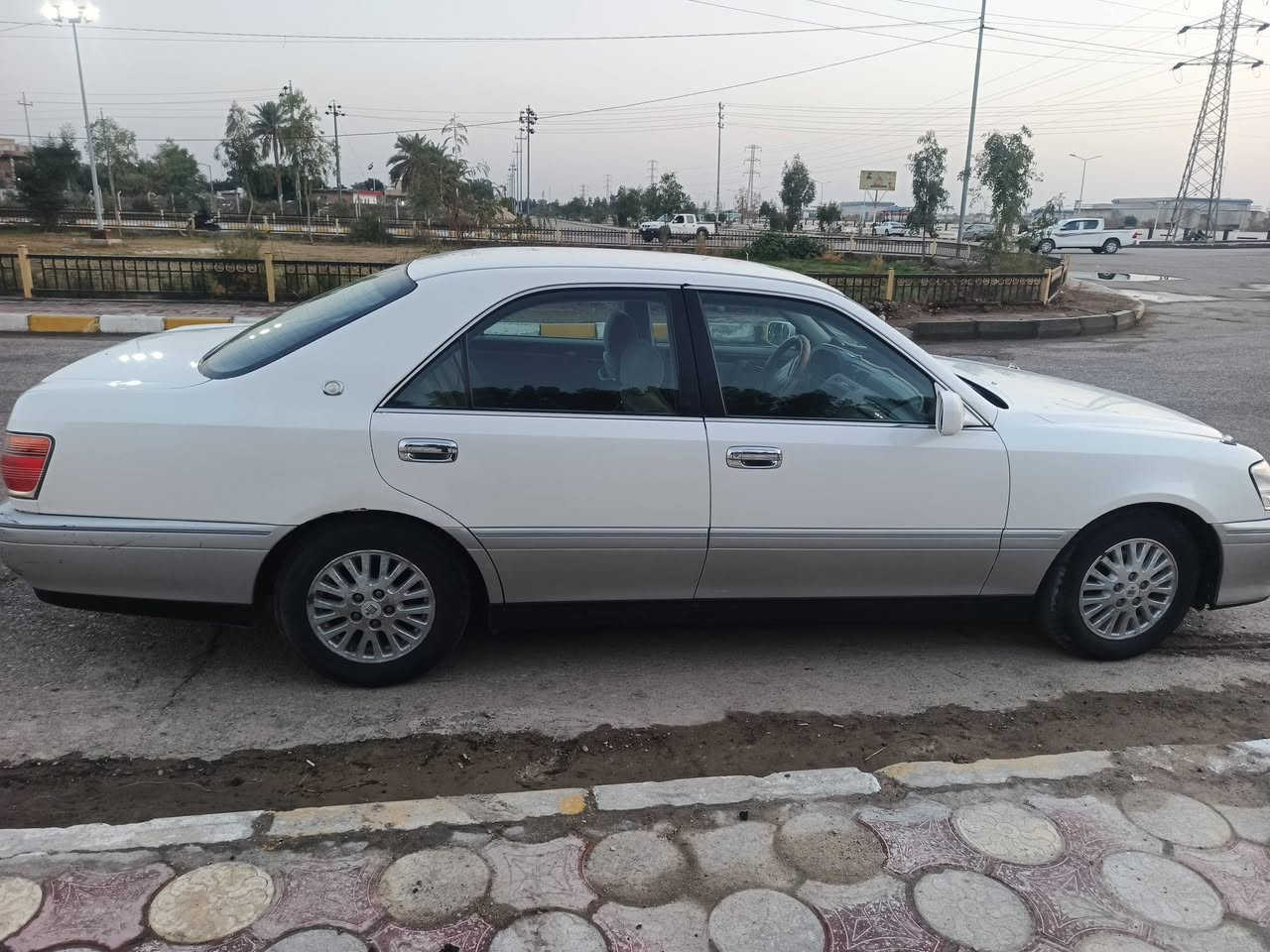 متومه وجاهزه علا رقم الشاصي
محرك في في تي الاقتصادي ابو الكلاص 
سنويه وهزه حداديه تخم تاير
 تبريد كله جديد مكان السياره 
ميسان المجر سعره ٣٦وبيها مجال قليل 
رقم الهاتف ***********بيه واتساب
