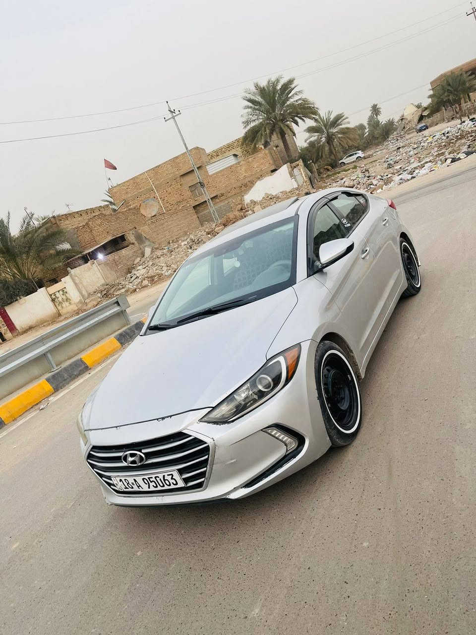 سلام عليكم النتره 2018 بيه فقط جاملغ ونصف الباب مكينه كير شرط سونار سياره جاهزه جديده  بل كارتون فووول واحد على واحد بابل سنويه لل27 مكاني حله مركز مدينة السعر 118وبيه مجال ‏‪***********‬‏
