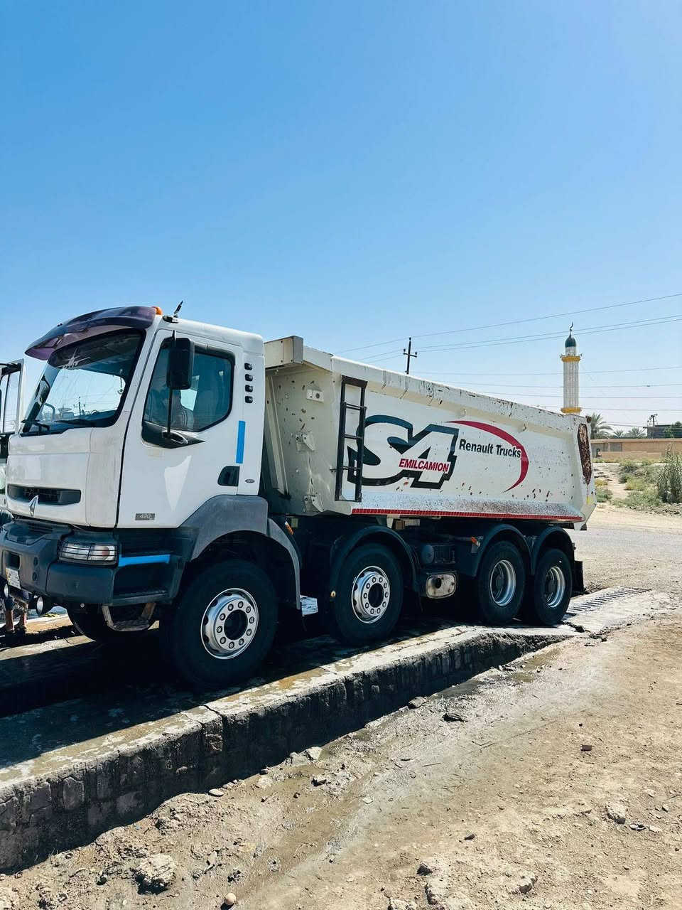 البيع رينو موديل 2006  محرك جديد 420 للاتصال على الرقم ***********
