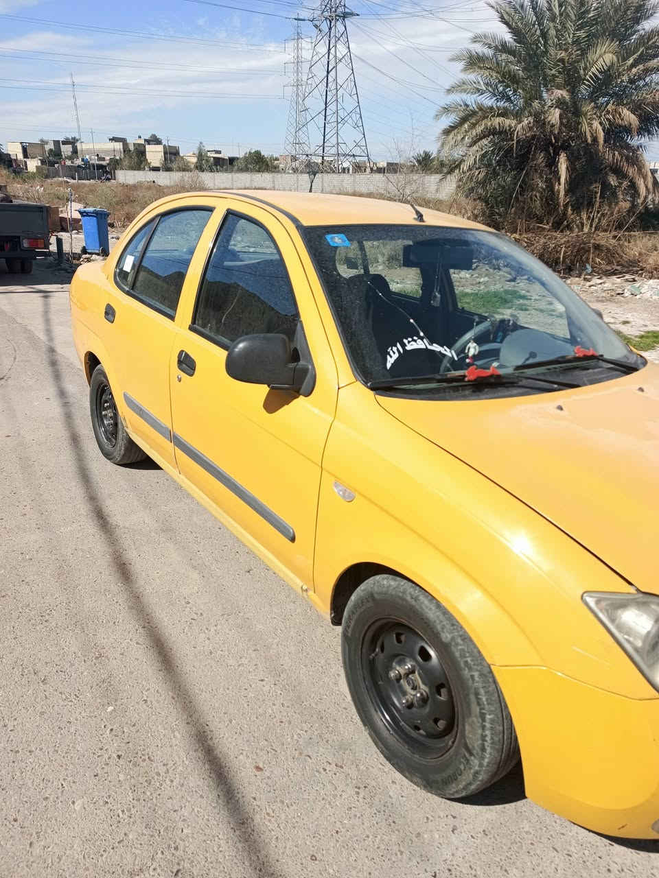 سلام عليكم طيبه موديل 16 بسمي تحويل مباشر مكينه مستحقه السياره شغاله دواخل حلوه  الكير 3 يفلت والدوست يحتاجلهن رشه صبغ السعر 30 بغداد الدوره ***********
