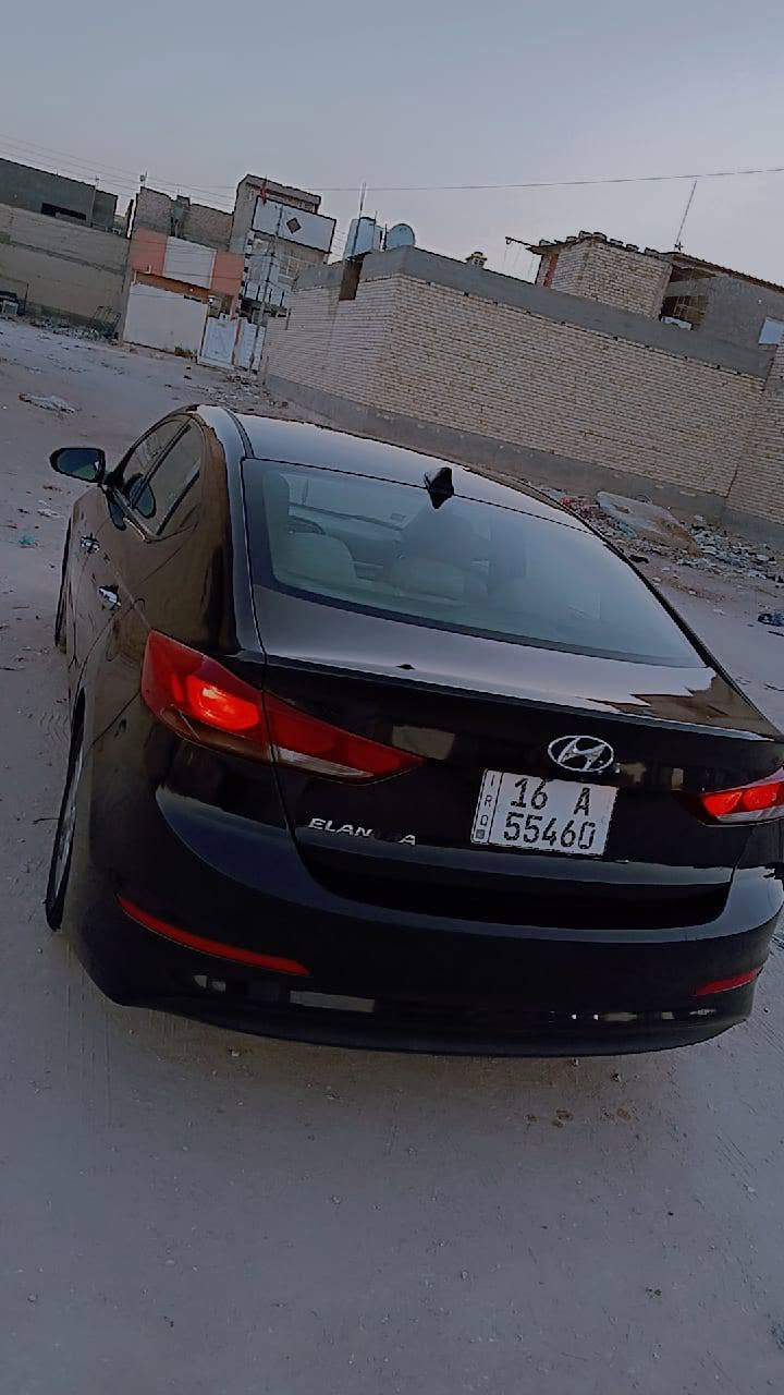 سلام عليكم النتره لبيع 2018 سياره فول 1/1 رقم قادسيه بسمي وارد امريكي بنيد معمر نفسه بدون دواخل وقبق جنطه تبديل مكان سياره كربلاء ***********
