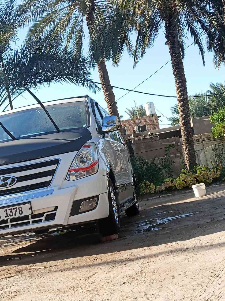 سلام عليكم  ستاركس 2009محور مسكر مكفوله من الظربه والتبدل والبارد بيه بس بخات صبغ بصيطه مكان ناصريه السعر 145وبيه مجال بصيط ***********
