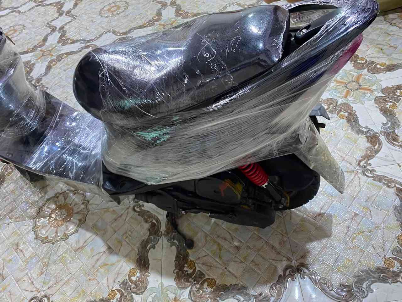 يا اللّٰه السلام عليكم دراجة ماكس للبيع دراجة جديدة كل شي شغال بيها كهربائيات من الطول الطول نقر سلف دراجة كل شيء بلادي بس ما عدا الكفرات قلب اللون وبدلت باغي دراجة كله بلادي لا تبخير ولا تنقي ولا مفتوحة وكبر بلادي دراجة جديدة أشعة ل لا تسولف كلش حلوة السعر 750 وبيها مجال بسيط عنوان بصره الزبير وهذا رقم الهاتف
***********
